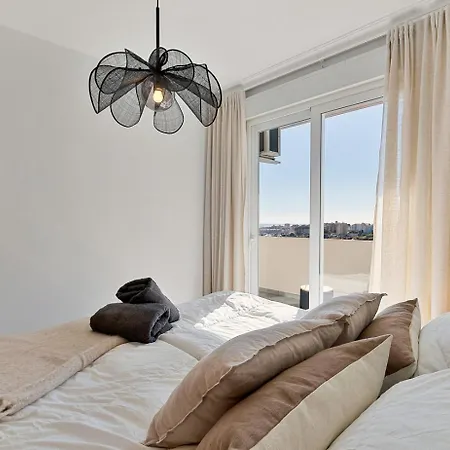 Penthouse Uskelo * Фуенхірола